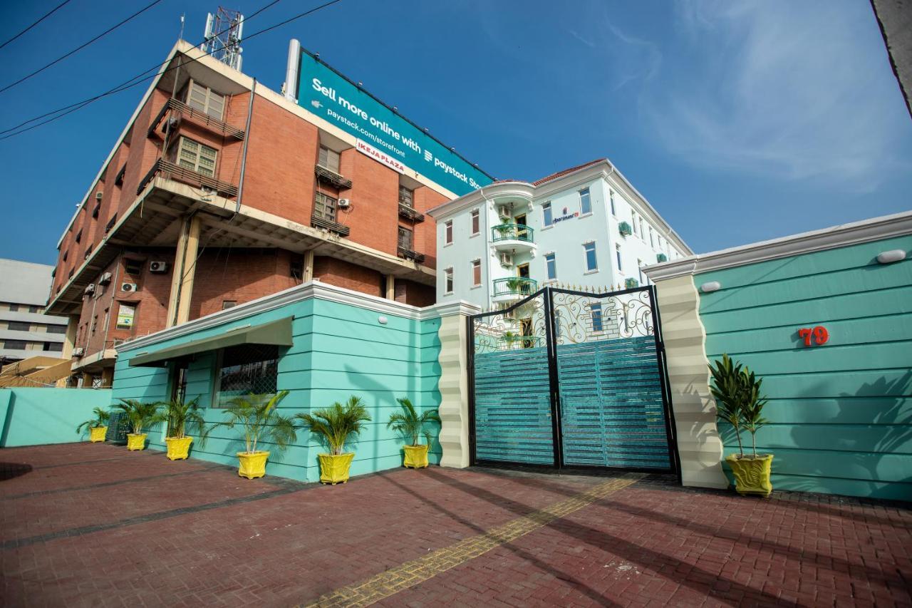 Apartment 79 Hotel & Suite Икея Экстерьер фото