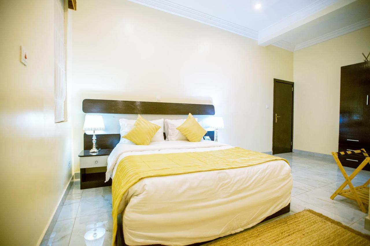 Apartment 79 Hotel & Suite Икея Экстерьер фото