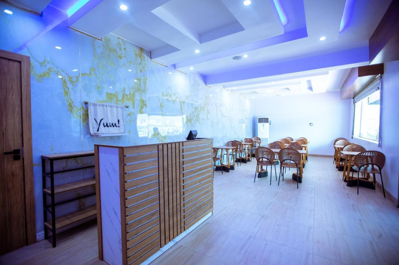 Apartment 79 Hotel & Suite Икея Экстерьер фото