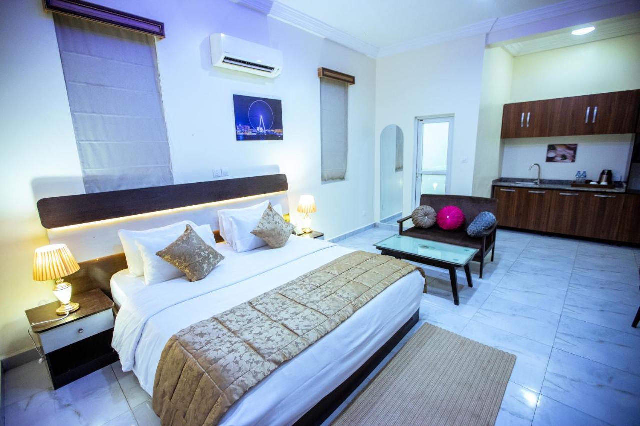 Apartment 79 Hotel & Suite Икея Экстерьер фото