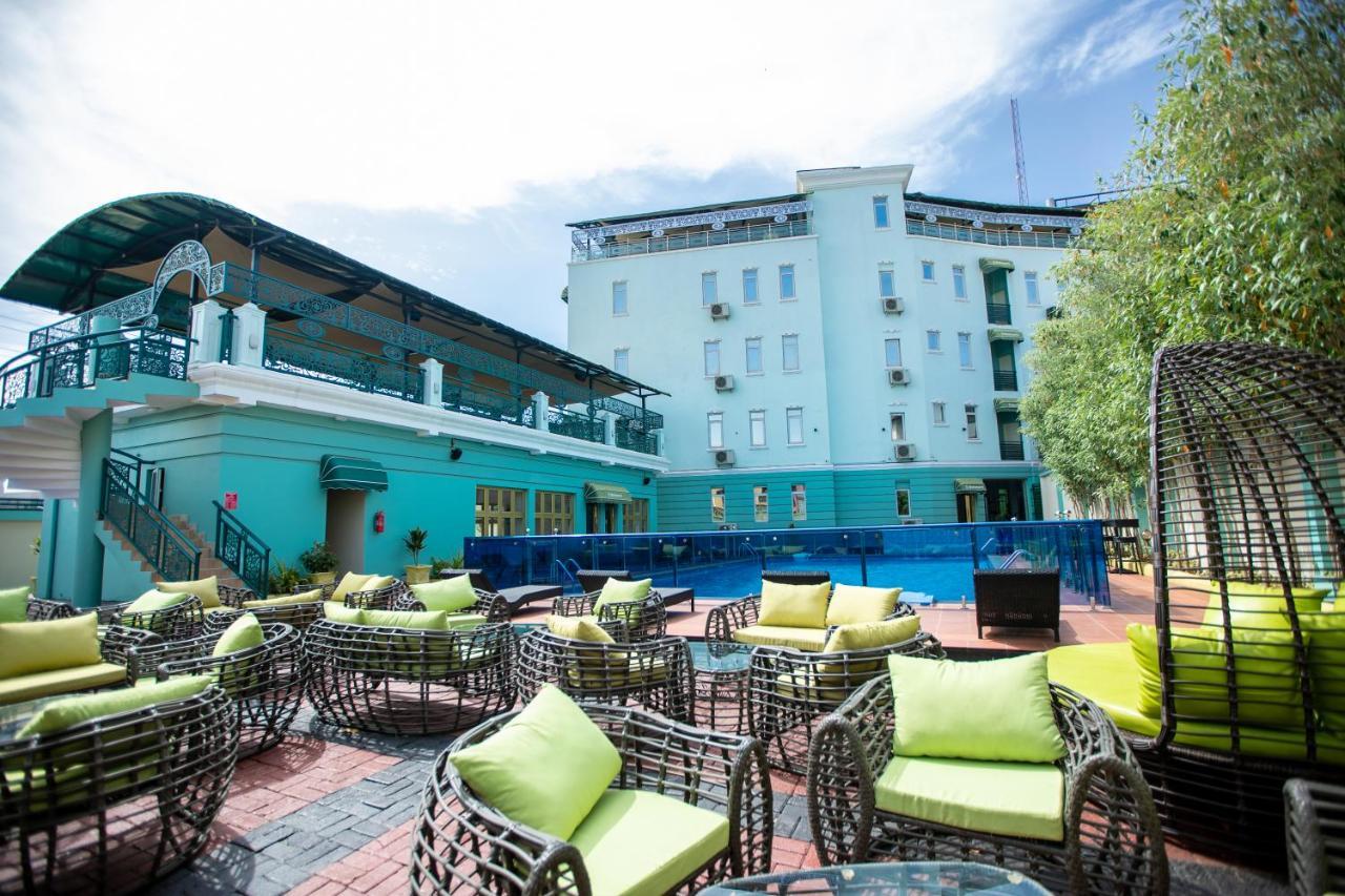 Apartment 79 Hotel & Suite Икея Экстерьер фото